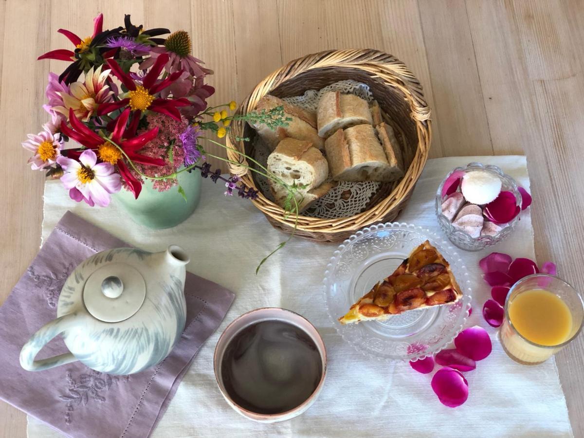 Rejaillir Bed & Breakfast Saint-Ours  Luaran gambar
